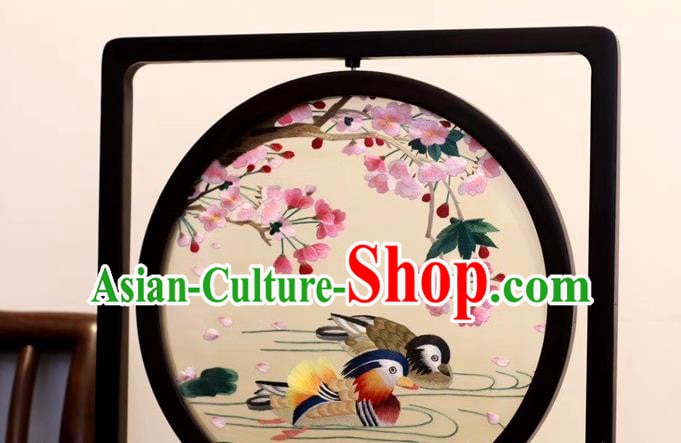 China Suzhou Embroidered Mandarin Duck Rosewood Desk Screen Embroidery Craft Handmade Table Ornament