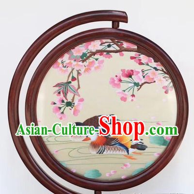 Traditional China Mandarin Duck Painting Handmade Rosewood Carving Table Decoration Embroidered Desk Screen Craft