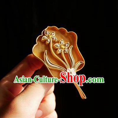China Handmade Silk Brooch Traditional Cheongsam Accessories Golden Orchids Fan Breastpin