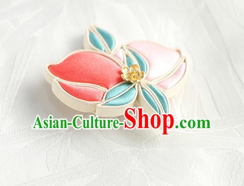 China Handmade Silk Peach Brooch Breastpin Traditional Cheongsam Accessories China Handmade Silk Peach Brooch Breastpin Traditional Cheongsam Accessories