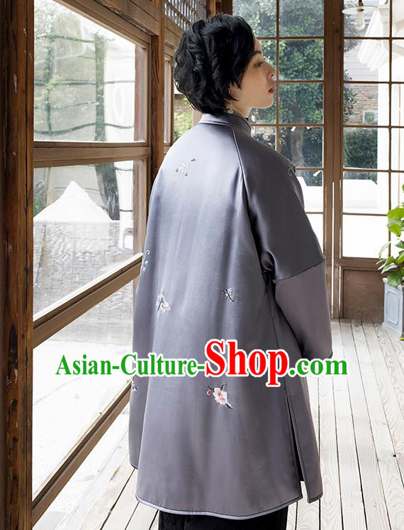 Chinese Women Embroidered Lilac Satin Coat Outer Garment Traditional Winter Clothing Chinese Women Embroidered Lilac Satin Coat Outer Garment Traditional Winter Clothing