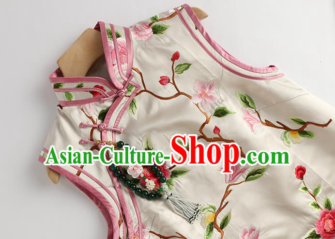 China Classical Embroidered White Silk Vest National Clothing Traditional Women Upper Outer Garment Waistcoat China Classical Embroidered White Silk Vest National Clothing Traditional Women Upper Outer Garment Waistcoat