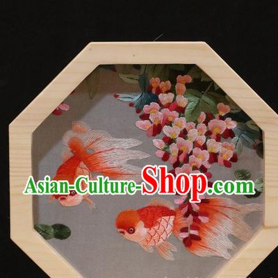 China Traditional Table Decoration Embroidery Goldfish Craft Handmade Wood Octagon Desk Screen
