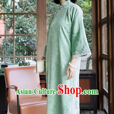 China Women Classical Dress Clothing Wide Sleeve Cheongsam Traditional Embroidered Light Green Qipao