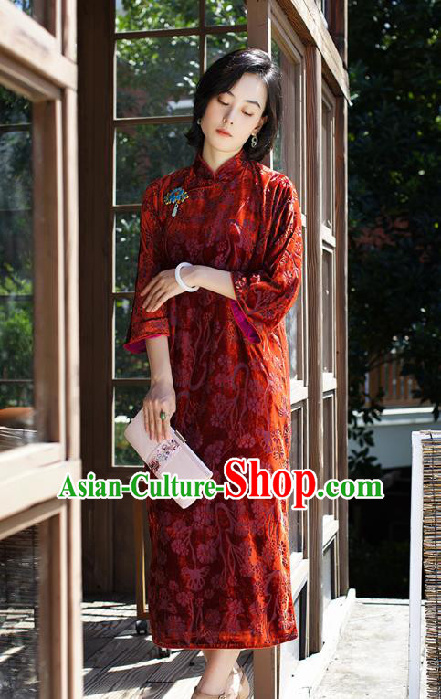 China Women Clothing Red Velvet Cheongsam Traditional Classical Long Qipao Dress China Women Clothing Red Velvet Cheongsam Traditional Classical Long Qipao Dress