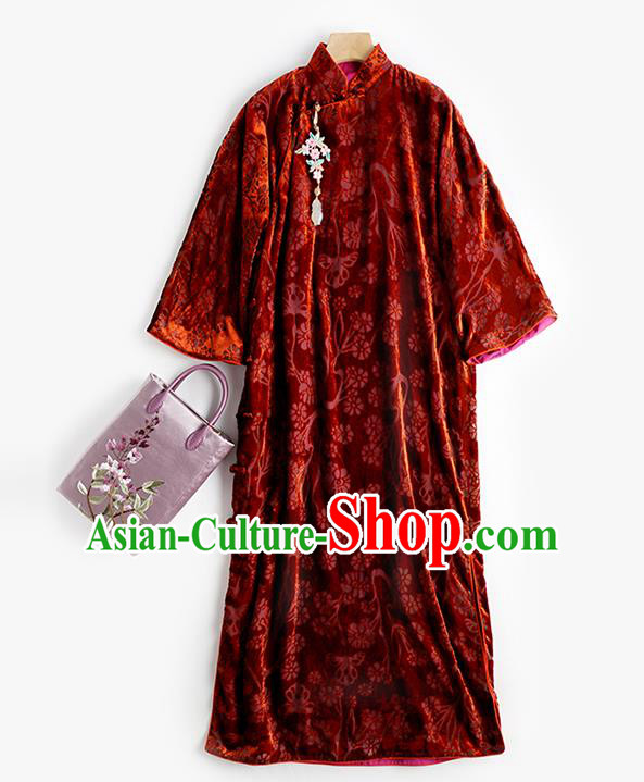 China Women Clothing Red Velvet Cheongsam Traditional Classical Long Qipao Dress China Women Clothing Red Velvet Cheongsam Traditional Classical Long Qipao Dress
