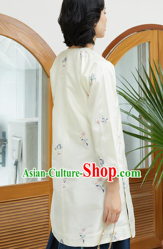 Chinese Traditional White Shirt Classical Embroidered Blouse Tang Suit Costume Chinese Traditional White Shirt Classical Embroidered Blouse Tang Suit Costume
