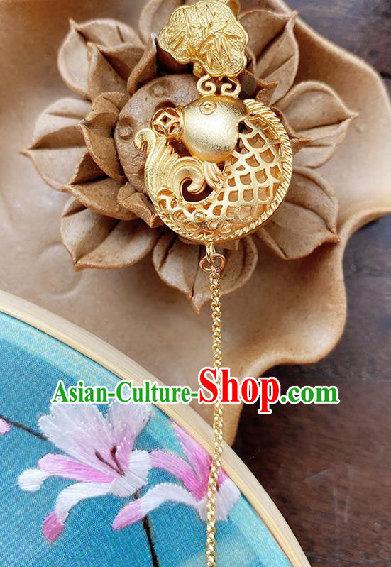 China Traditional Cheongsam Golden Fish Brooch Classical Sachet Pendant Accessories China Traditional Cheongsam Golden Fish Brooch Classical Sachet Pendant Accessories