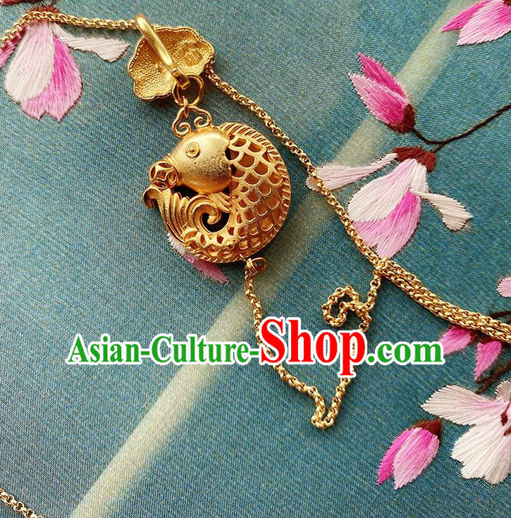 China Traditional Cheongsam Golden Fish Brooch Classical Sachet Pendant Accessories China Traditional Cheongsam Golden Fish Brooch Classical Sachet Pendant Accessories