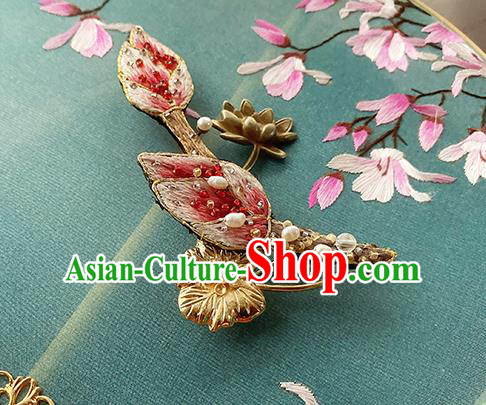 China Classical Cheongsam Accessories Traditional Embroidered Lotus Brooch China Classical Cheongsam Accessories Traditional Embroidered Lotus Brooch