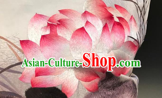 China Traditional Embroidered Lotus Beige Silk Pillowslip Suzhou Embroidery Cushion Cover China Traditional Embroidered Lotus Beige Silk Pillowslip Suzhou Embroidery Cushion Cover