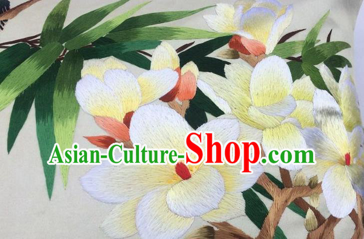 China Suzhou Embroidery Yulan Magnolia Cushion Cover Traditional Embroidered Silk Pillowslip China Suzhou Embroidery Yulan Magnolia Cushion Cover Traditional Embroidered Silk Pillowslip