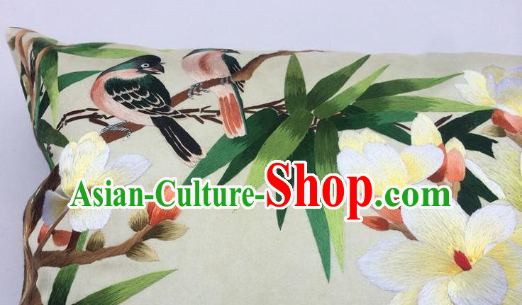 China Suzhou Embroidery Yulan Magnolia Cushion Cover Traditional Embroidered Silk Pillowslip China Suzhou Embroidery Yulan Magnolia Cushion Cover Traditional Embroidered Silk Pillowslip