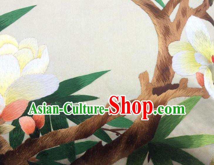 China Suzhou Embroidery Yulan Magnolia Cushion Cover Traditional Embroidered Silk Pillowslip China Suzhou Embroidery Yulan Magnolia Cushion Cover Traditional Embroidered Silk Pillowslip