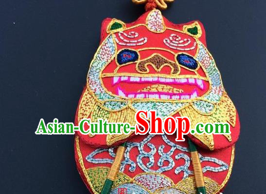 Traditional China Embroidered Car Pendant Embroidery Cat Craft Traditional China Embroidered Car Pendant Embroidery Cat Craft