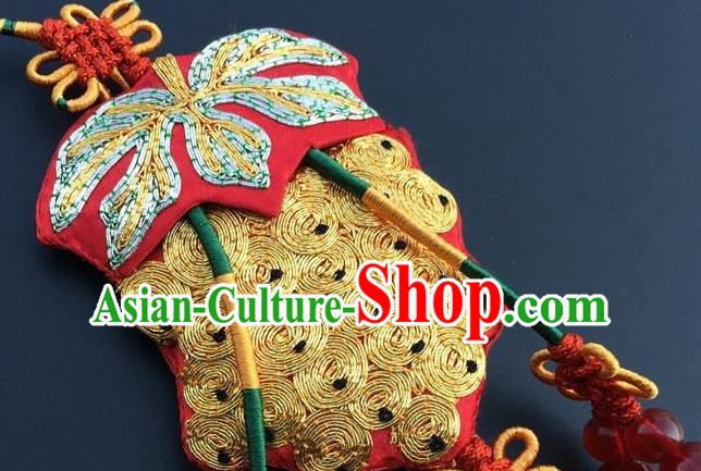 China Embroidery Golden Grape Craft Traditional Embroidered Car Pendant Accessories China Embroidery Golden Grape Craft Traditional Embroidered Car Pendant Accessories