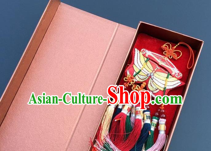 China Traditional Embroidered Car Accessories Embroidery Butterfly Tassel Pendant China Traditional Embroidered Car Accessories Embroidery Butterfly Tassel Pendant
