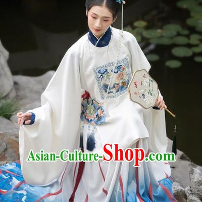 Chinese Ming Dynasty Countess Historical Costumes Traditional Ancient Patrician Women Hanfu Apparels Embroidered White Blouse and Skirt