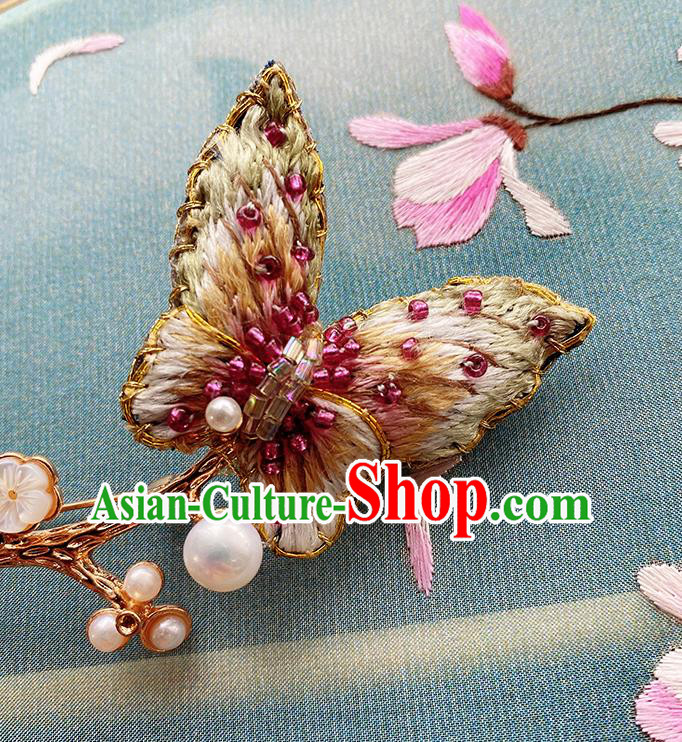 China Classical Cheongsam Breastpin Accessories Traditional Embroidered Butterfly Brooch China Classical Cheongsam Breastpin Accessories Traditional Embroidered Butterfly Brooch