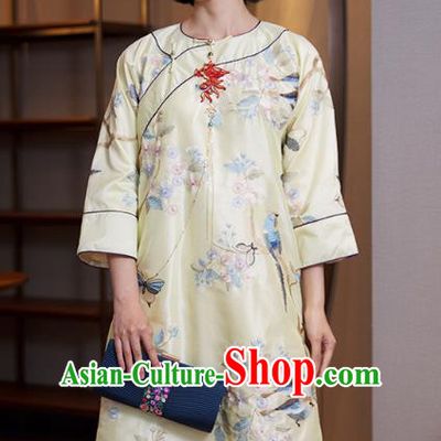 China Traditional Embroidered Light Yellow Cheongsam National Women Clothing Classical Silk Qipao Dress