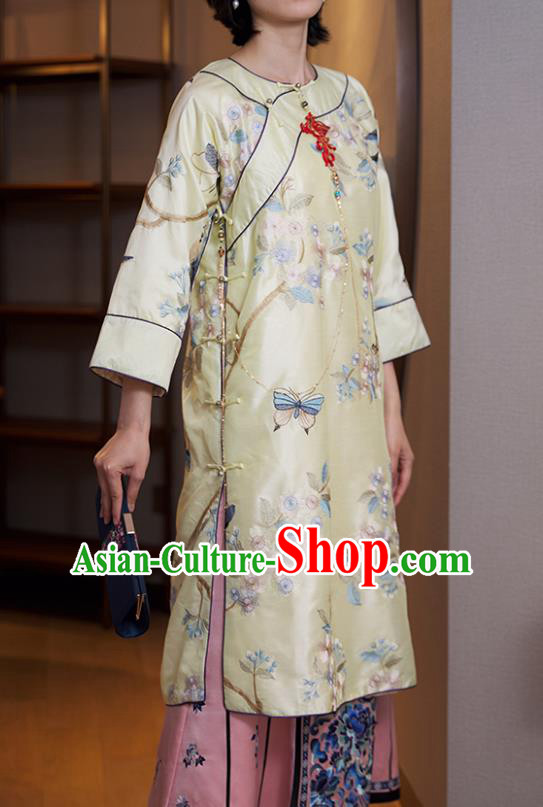 China Traditional Embroidered Light Yellow Cheongsam National Women Clothing Classical Silk Qipao Dress