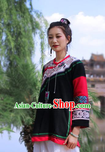Chinese Embroidered Black Flax Jacket Tang Suit Outer Garment Yunnan National Costume Chinese Embroidered Black Flax Jacket Tang Suit Outer Garment Yunnan National Costume