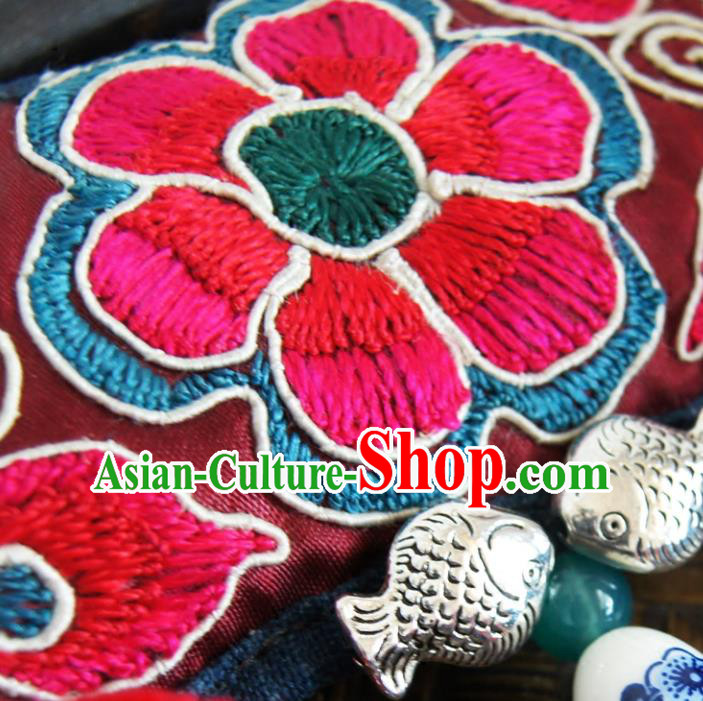 China Handmade National Embroidered Necklace Red Tassel Necklet Ethnic Women Accessories China Handmade National Embroidered Necklace Red Tassel Necklet Ethnic Women Accessories