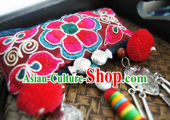 China Handmade National Embroidered Necklace Red Tassel Necklet Ethnic Women Accessories China Handmade National Embroidered Necklace Red Tassel Necklet Ethnic Women Accessories