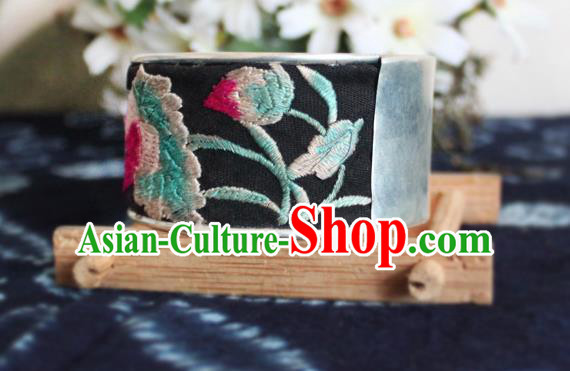 China Handmade National Embroidered Bracelet Ethnic Women Accessories Silver Bells Tassel Bangle China Handmade National Embroidered Bracelet Ethnic Women Accessories Silver Bells Tassel Bangle