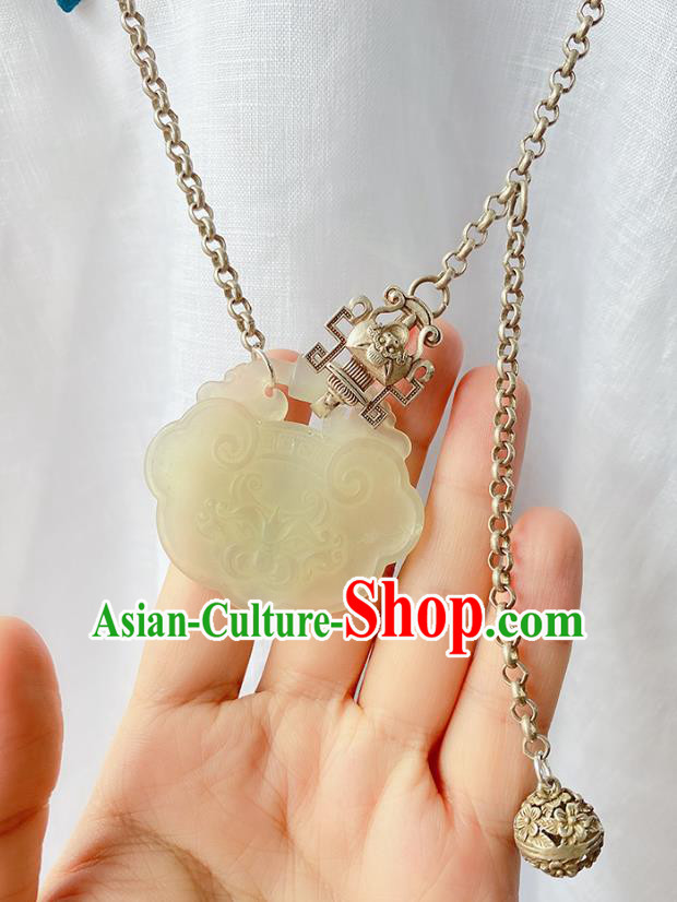 China Handmade Jewelry Accessories Traditional Hanfu Jade Necklace China Handmade Jewelry Accessories Traditional Hanfu Jade Necklace