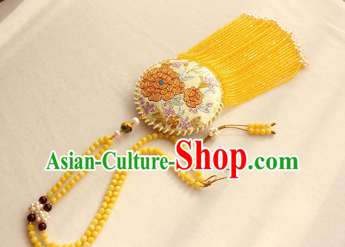 China Classical Yellow Beads Tassel Accessories Women Jewelry Handmade Traditional Embroidered Sachet Necklace China Classical Yellow Beads Tassel Accessories Women Jewelry Handmade Traditional Embroidered Sachet Necklace