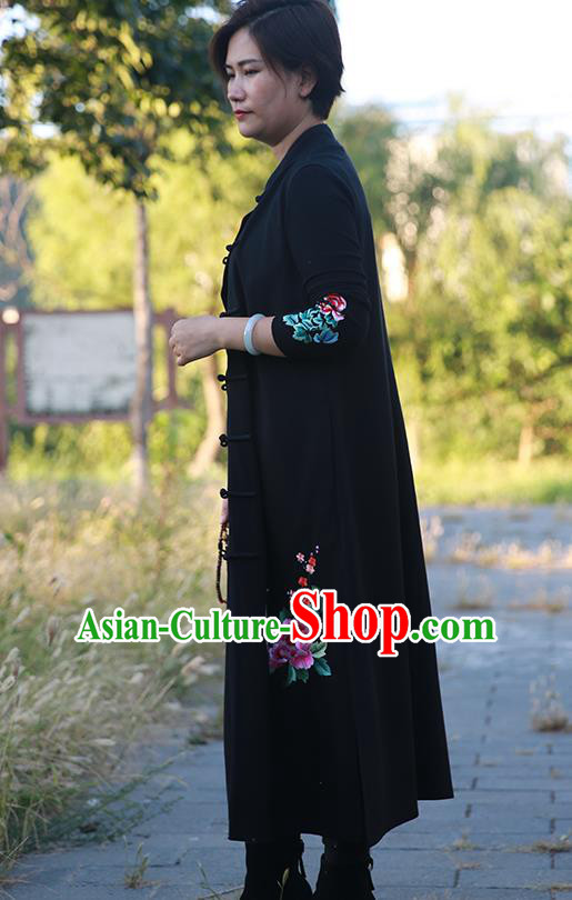 China Classical Cheongsam Traditional Women Dress Clothing Embroidered Black Vest Qipao China Classical Cheongsam Traditional Women Dress Clothing Embroidered Black Vest Qipao