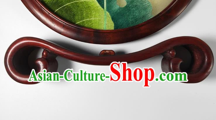 China Embroidered Lotus Desk Decoration Handmade Table Screen Suzhou Embroidery Craft China Embroidered Lotus Desk Decoration Handmade Table Screen Suzhou Embroidery Craft