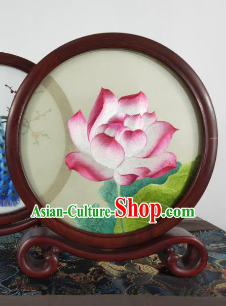 China Embroidered Lotus Desk Decoration Handmade Table Screen Suzhou Embroidery Craft China Embroidered Lotus Desk Decoration Handmade Table Screen Suzhou Embroidery Craft