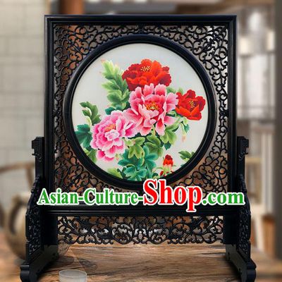 China Traditional Home Furnishings Handmade Craft Wood Carving Table Screen Embroidered Peony Screen