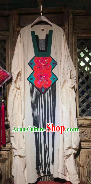 Chinese National Clothing Embroidered White Dress Traditional Women Embroidery Costume Chinese National Clothing Embroidered White Dress Traditional Women Embroidery Costume