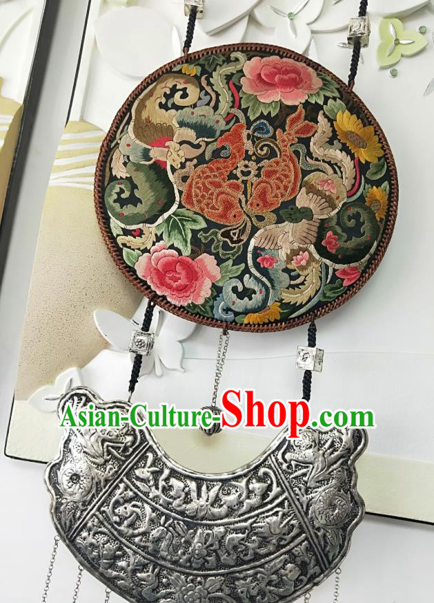China National Rattan Necklet Accessories Traditional Miao Ethnic Handmade Embroidered Silver Tassel Pendant