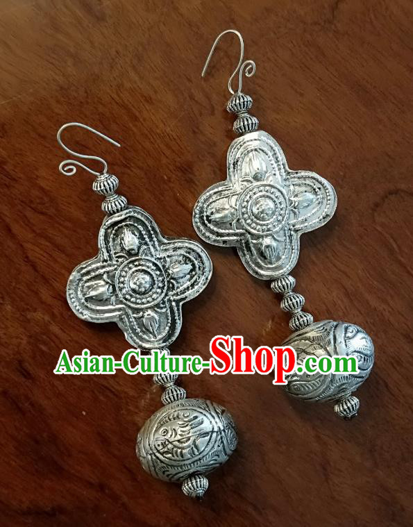 China Traditional Miao Ethnic Silver Ear Accessories Handmade Women Jewelry National Earrings China Traditional Miao Ethnic Silver Ear Accessories Handmade Women Jewelry National Earrings