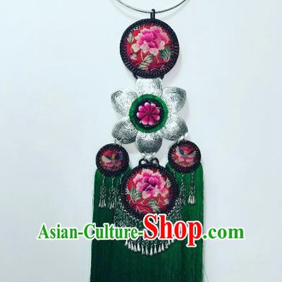 Handmade China Women Embroidered Jewelry Accessories National Silver Necklet Traditional Ethnic Green Tassel Necklace