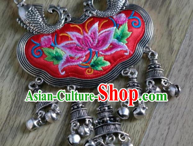 Handmade China National Silver Fish Jewelry Accessories Ethnic Embroidered Lotus Necklace Longevity Lock Handmade China National Silver Fish Jewelry Accessories Ethnic Embroidered Lotus Necklace Longevity Lock
