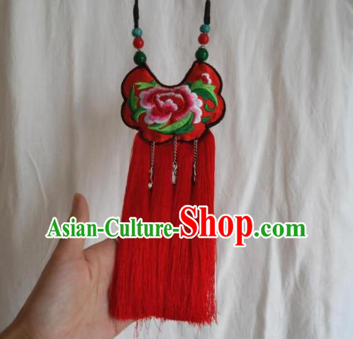 Handmade China National Red Tassel Longevity Lock Ethnic Accessories Embroidered Peony Necklace Handmade China National Red Tassel Longevity Lock Ethnic Accessories Embroidered Peony Necklace