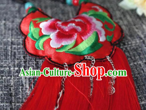 Handmade China National Red Tassel Longevity Lock Ethnic Accessories Embroidered Peony Necklace Handmade China National Red Tassel Longevity Lock Ethnic Accessories Embroidered Peony Necklace
