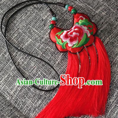 Handmade China National Red Tassel Longevity Lock Ethnic Accessories Embroidered Peony Necklace