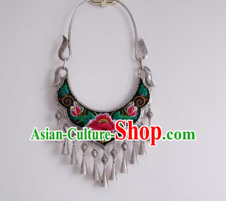 Handmade China Ethnic Folk Dance Accessories Embroidered Necklace National Silver Longevity Lock Handmade China Ethnic Folk Dance Accessories Embroidered Necklace National Silver Longevity Lock