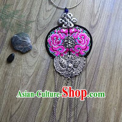China National Silver Butterfly Tassel Longevity Lock Handmade Embroidered Necklace Miao Ethnic Folk Dance Jewelry Accessories