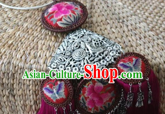 Traditional China Miao Nationality Embroidered Accessories Handmade Ethnic Silver Jewelry Rosy Tassel Necklace Traditional China Miao Nationality Embroidered Accessories Handmade Ethnic Silver Jewelry Rosy Tassel Necklace