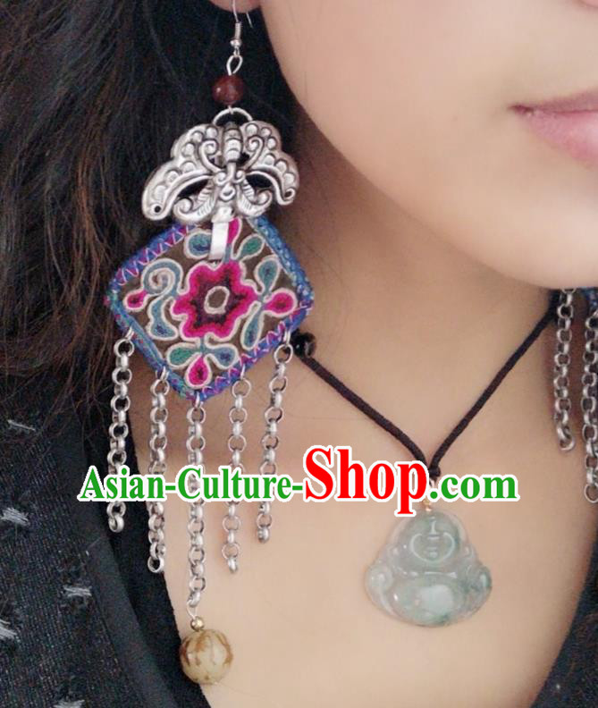 China National Embroidered Earrings Jewelry Accessories Handmade Miao Ethnic Silver Eardrop China National Embroidered Earrings Jewelry Accessories Handmade Miao Ethnic Silver Eardrop