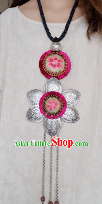 China National Embroidered Necklet Accessories Miao Ethnic Silver Flowers Necklace China National Embroidered Necklet Accessories Miao Ethnic Silver Flowers Necklace
