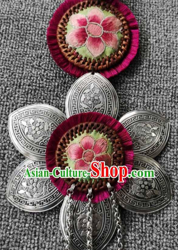 China National Embroidered Necklet Accessories Miao Ethnic Silver Flowers Necklace China National Embroidered Necklet Accessories Miao Ethnic Silver Flowers Necklace