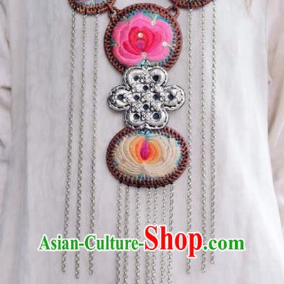 China Miao Ethnic Silver Jewelry Accessories National Embroidered Necklet Rattan Necklace